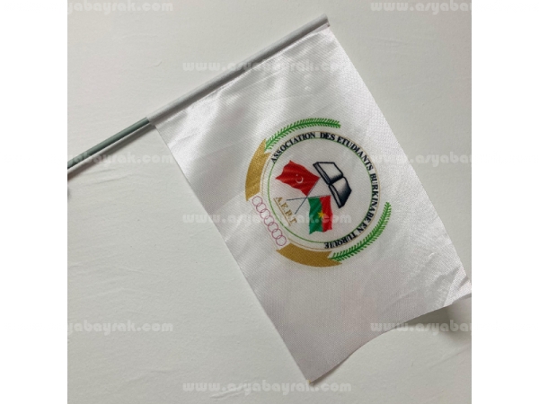 Размахивающий флагом с пластиковой палкой